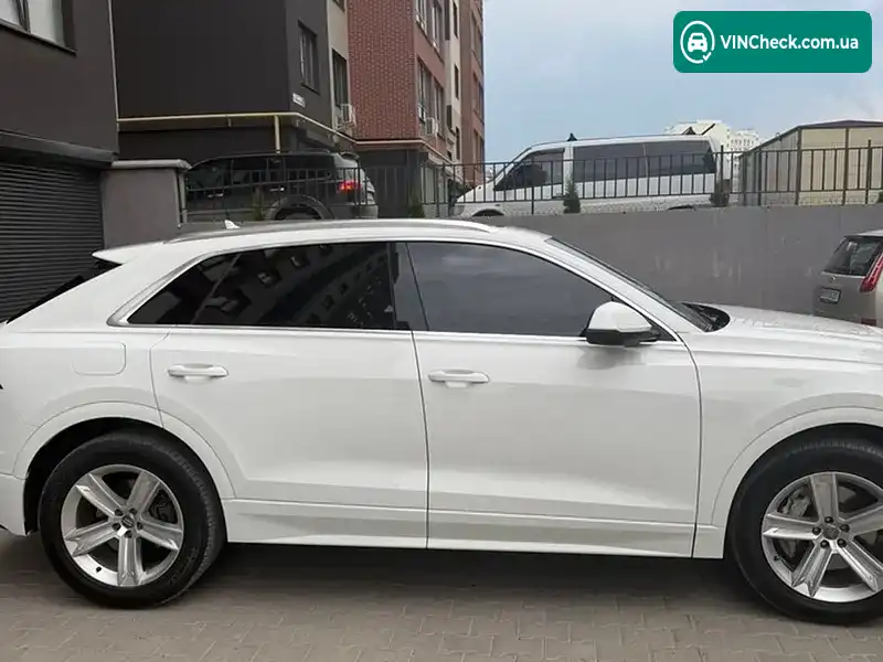 Audi Q8 2018, фото з оголошення 1 з 11, VIN WA1AVAF14KD020558