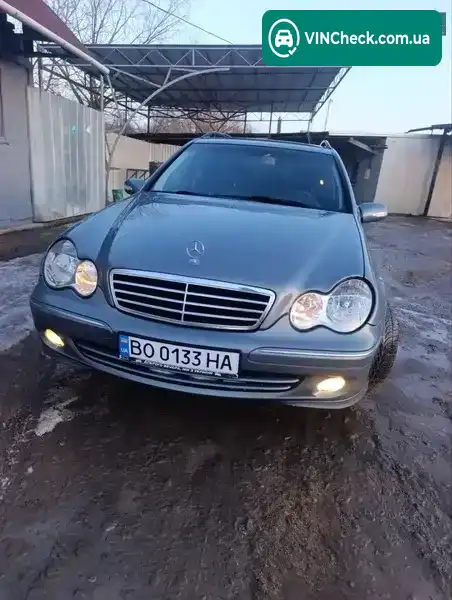 Mercedes-Benz C-Class 2004, фото з оголошення 2 з 21, VIN WDB2032461F592936