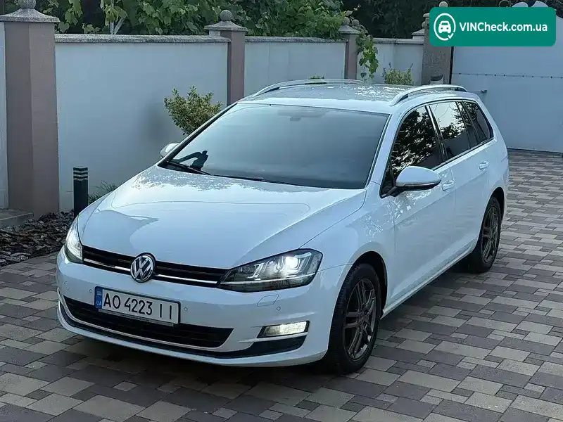 Volkswagen Golf 2017, фото з оголошення 2 з 20, VIN WVWZZZAUZHP573071