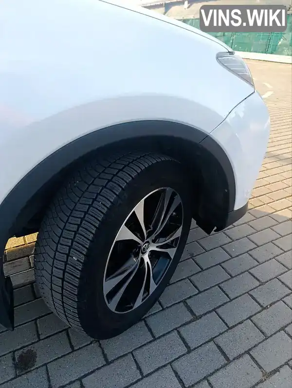 Toyota RAV4 2015, фото з оголошення 2 з 21, VIN JTMRBREV50D075814