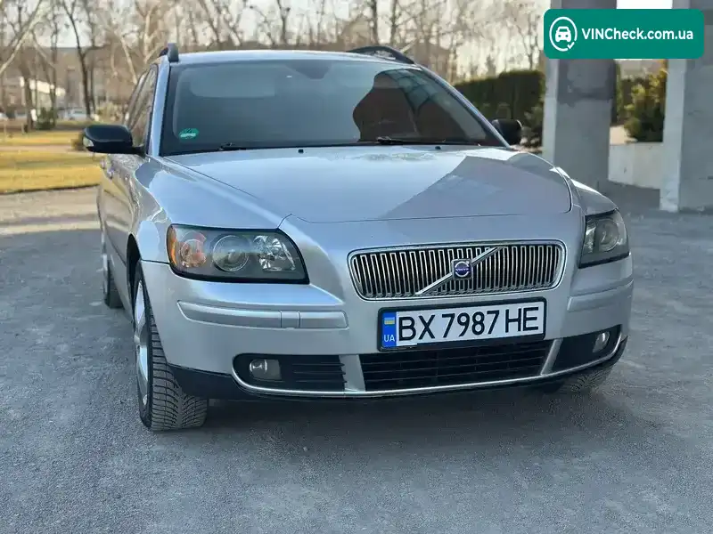 Volvo V50 2004, фото з оголошення 2 з 21, VIN YV1MW214252058499