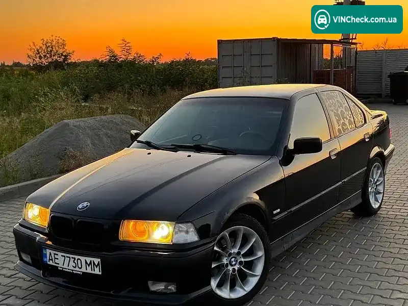 BMW 3 Series 1997, фото з оголошення 1 з 20, VIN WBACB510X0AN22127