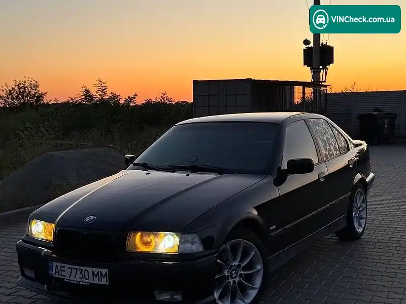 BMW 3 Series 1997, фото з оголошення 2 з 20, VIN WBACB510X0AN22127