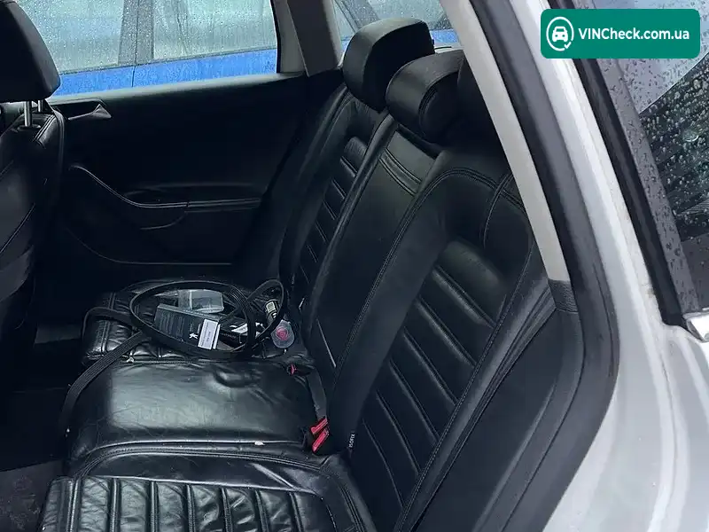 Volkswagen Passat 2009, фото з оголошення 2 з 13, VIN WVWZZZ3CZAE078569