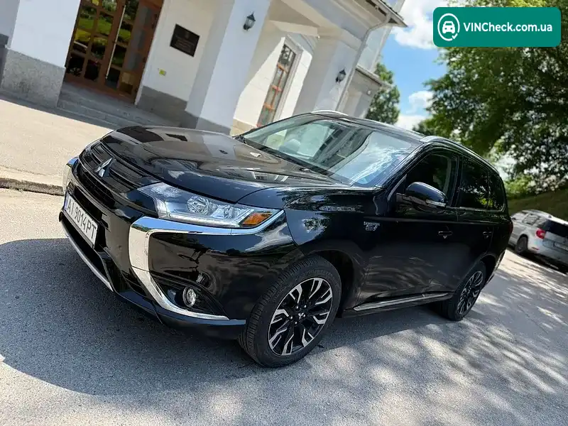 Mitsubishi Outlander 2018, фото з оголошення 1 з 18, VIN JA4J24A57JZ618536
