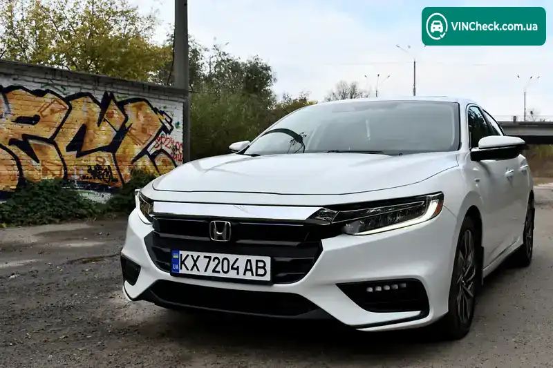 Honda Insight 2020, фото з оголошення 2 з 20, VIN 19XZE4F93ME003168