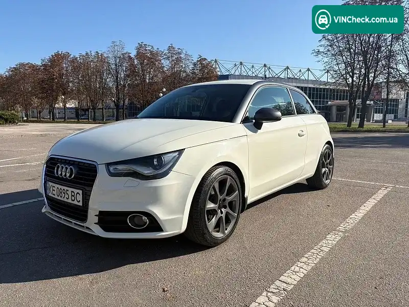 Audi A1 2010, фото з оголошення 1 з 11, VIN WAUZZZ8X0BB026394