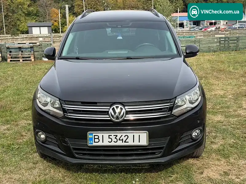 Volkswagen Tiguan 2016, фото з оголошення 2 з 20, VIN WVGBV7AX5HK004457