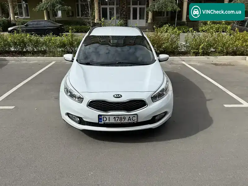 Kia Ceed 2015, фото з оголошення 2 з 21, VIN U5YHN812BFL146655