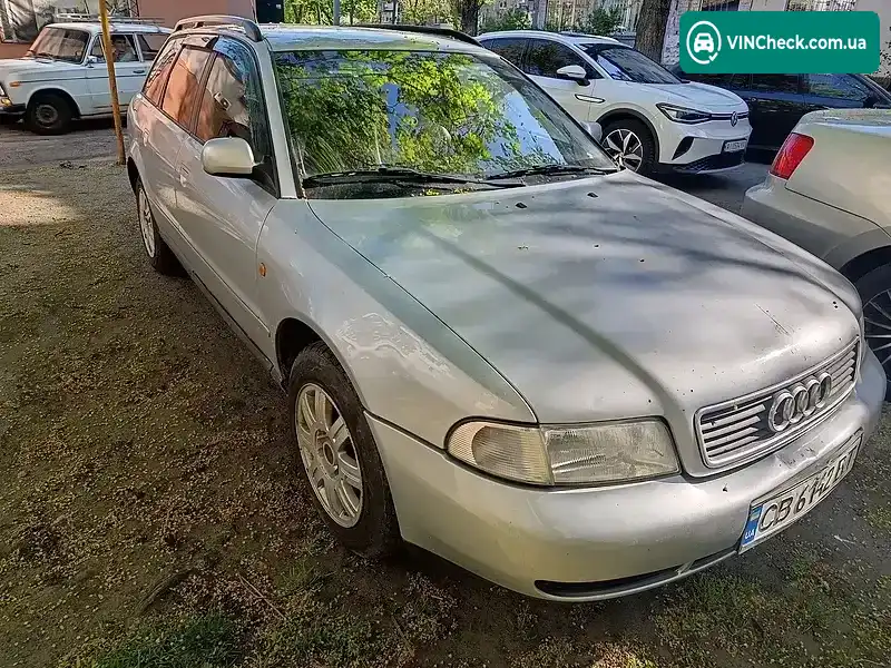 Audi A4 1998, фото з оголошення 1 з 14, VIN WAUZZZ8DZWA169057