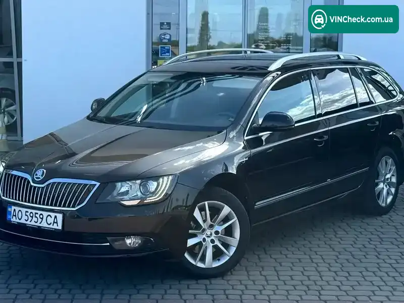 Skoda Superb 2013, фото з оголошення 1 з 21, VIN TMBLF93T0E9014845