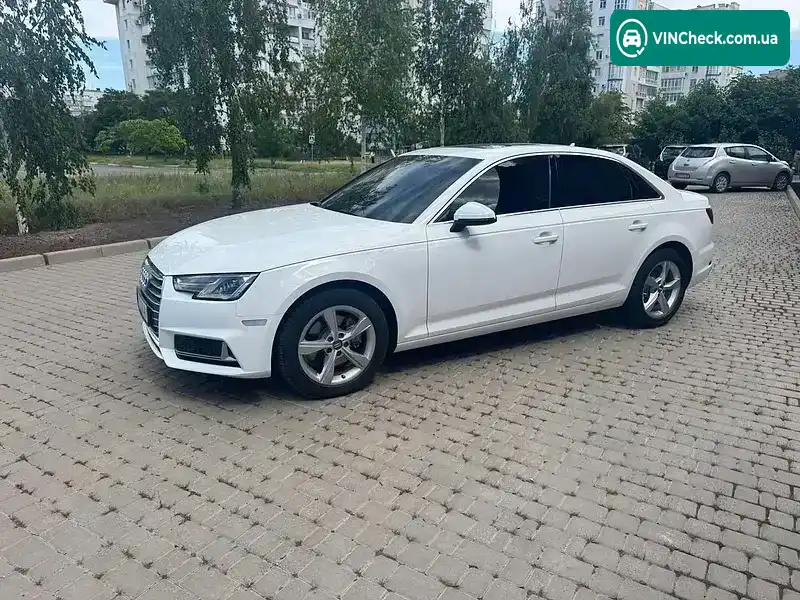 Audi A4 2019, фото з оголошення 2 з 20, VIN WAUGMAF4XKA047856