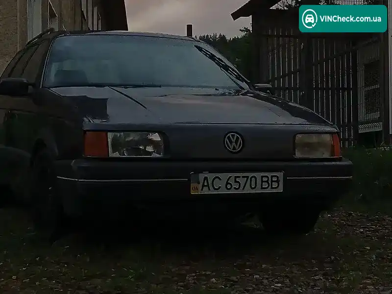 Volkswagen Passat 1989, фото з оголошення 1 з 4, VIN WVWZZZ31ZKE337826