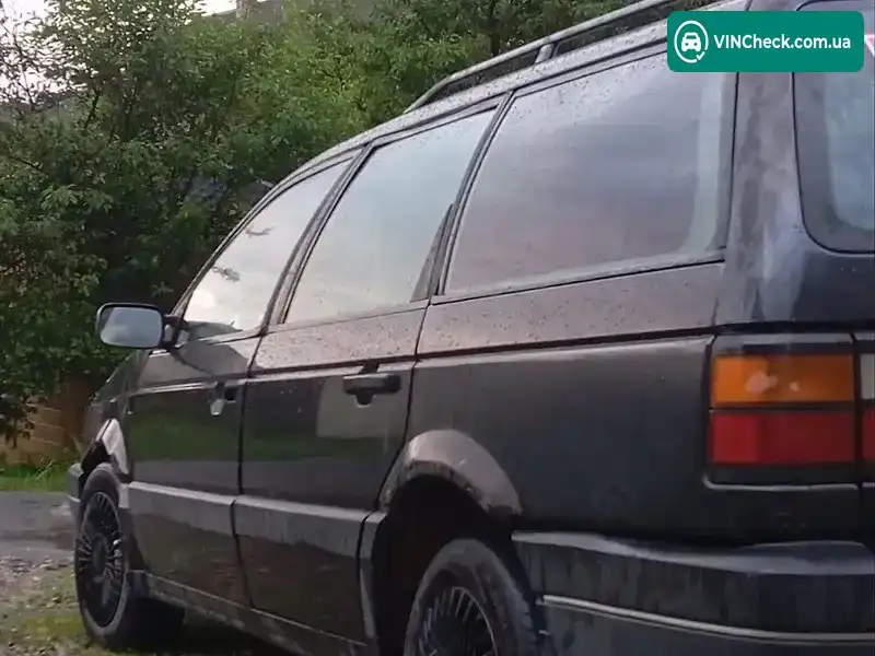 Volkswagen Passat 1989, фото з оголошення 2 з 4, VIN WVWZZZ31ZKE337826