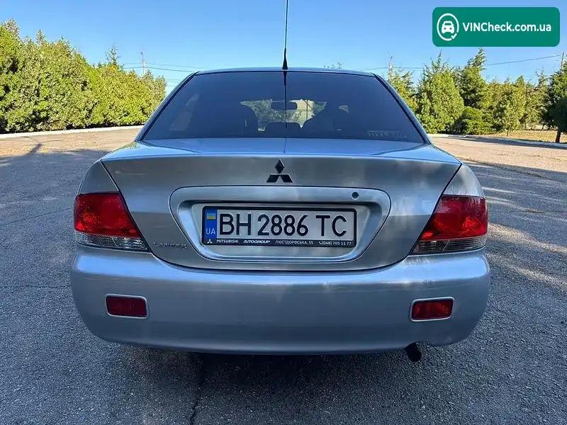 Mitsubishi Lancer 2006, фото з оголошення 2 з 11, VIN JMBSNCS3A7U006060