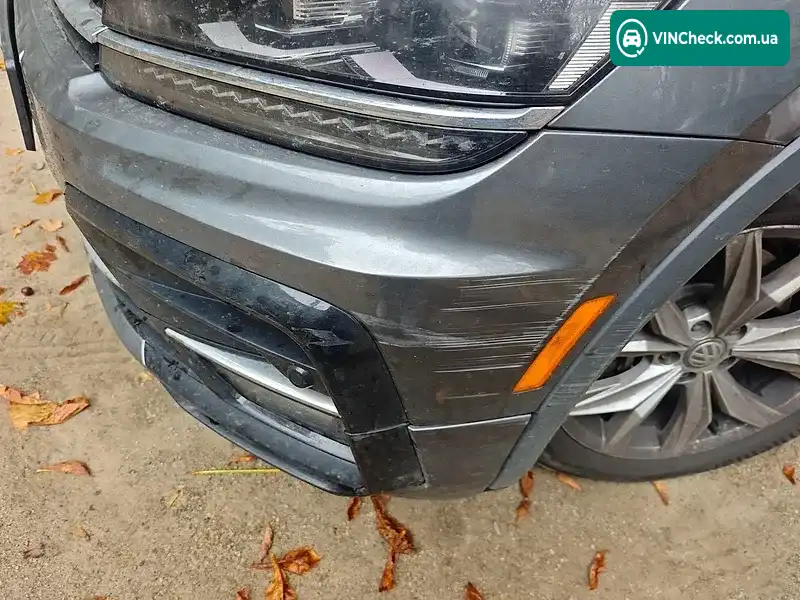 Volkswagen Tiguan 2019, фото з оголошення 1 з 10, VIN 3VV4B7AX6LM056804