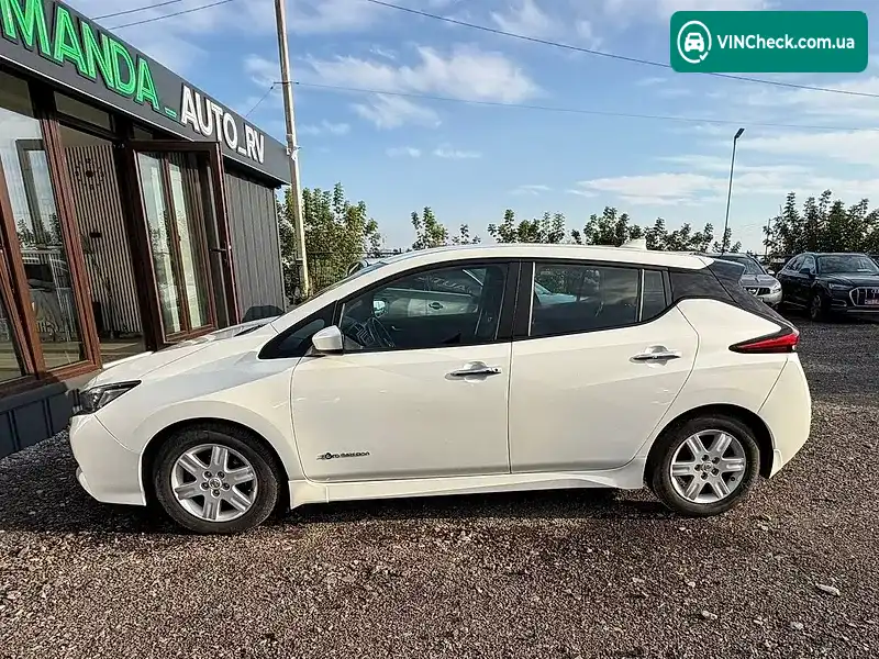 Nissan Leaf 2018, фото з оголошення 2 з 20, VIN 1N4AZ1CP2JC314926