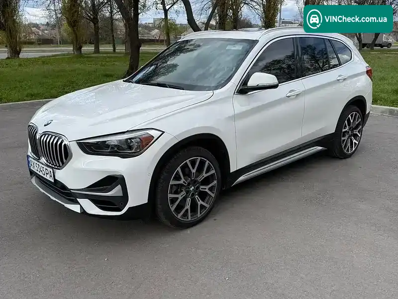BMW X1 2021, фото з оголошення 2 з 20, VIN WBXJG9C07M5U40101