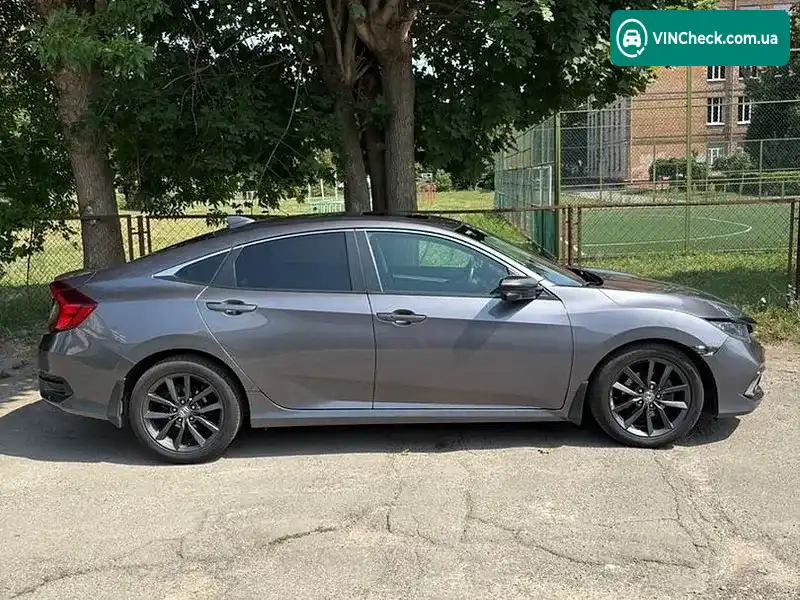 Honda Civic 2019, фото з оголошення 2 з 17, VIN 19XFC1F33KE212586