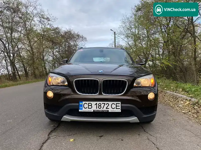BMW X1 2013, фото з оголошення 1 з 20, VIN WBAVM1C55DVW46230