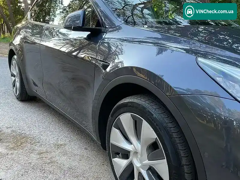 Tesla Model Y 2022, фото з оголошення 2 з 20, VIN 7SAYGDEE2NF460945