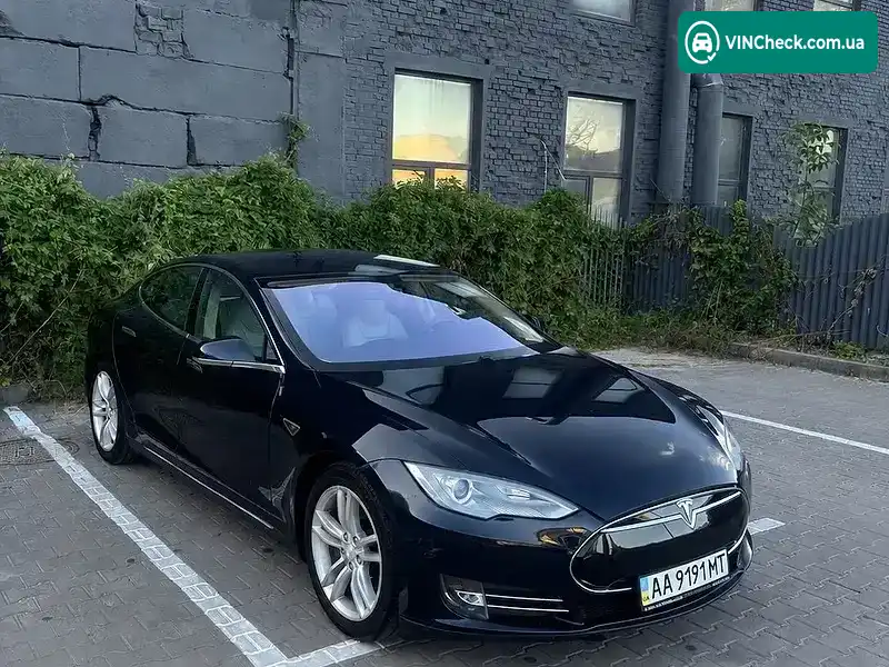 Tesla Model S 2013, фото з оголошення 1 з 20, VIN 5YJSA1DN0DFP17801