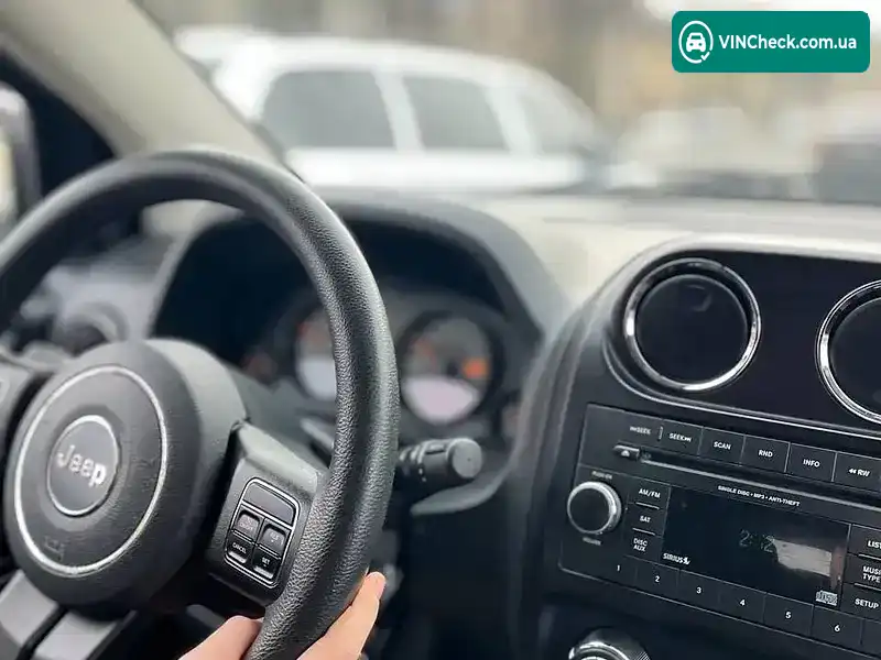 Jeep Compass 2014, фото з оголошення 1 з 11, VIN 1C4NJCBA9FD143721