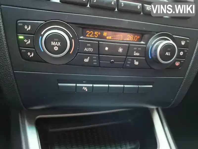 BMW 1 Series 2010, фото з оголошення 2 з 21, VIN WBAUH31030E358798