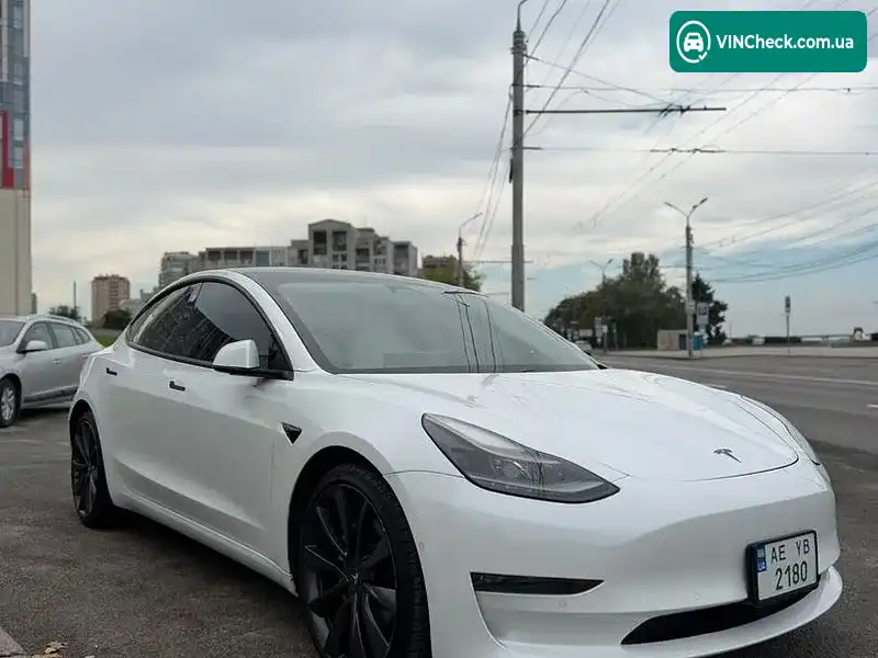 Tesla Model 3 2021, фото з оголошення 2 з 16, VIN 5YJ3E1EB5MF053007