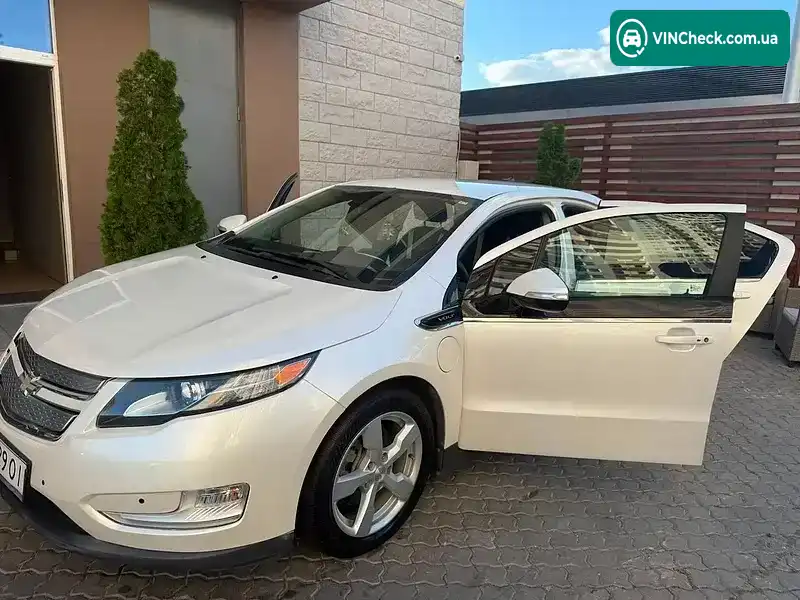 Chevrolet Volt 2012, фото з оголошення 2 з 4, VIN 1G1RH6E49DU117923