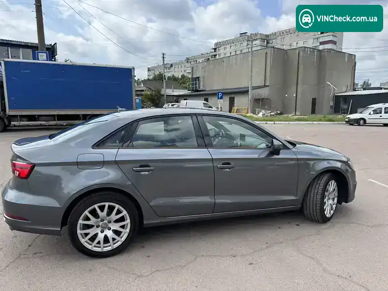 Audi A3 2017, фото з оголошення 2 з 21, VIN WAUB8GFF2H1063237