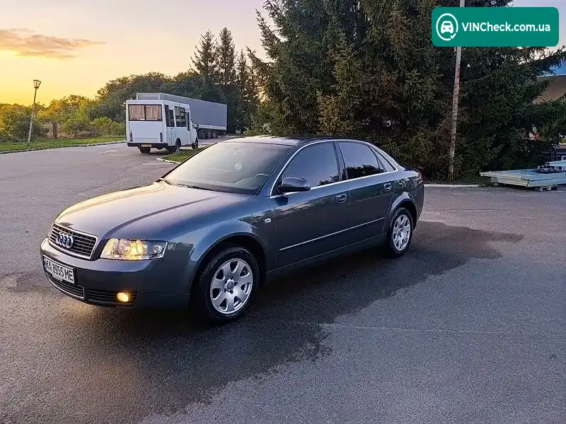 Audi A4 2003, фото з оголошення 2 з 20, VIN WAUZZZ8E83A352675