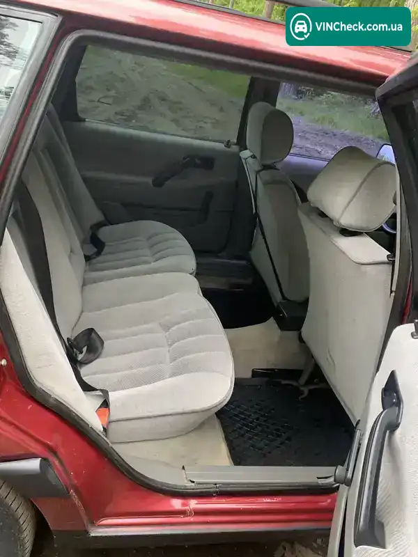 Volkswagen Passat 1988, фото з оголошення 1 з 19, VIN WVWZZZ31ZKE065333