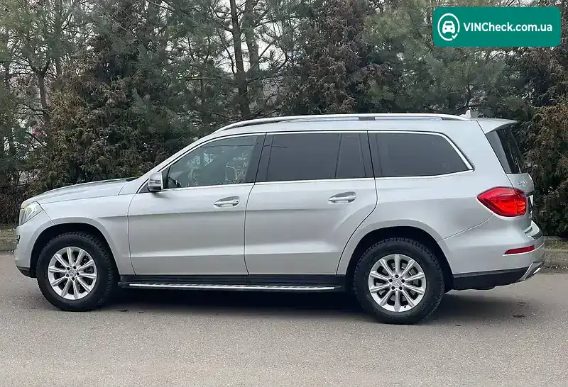 Mercedes-Benz GL-Class 2013, фото з оголошення 2 з 20, VIN WDC1668241A267118