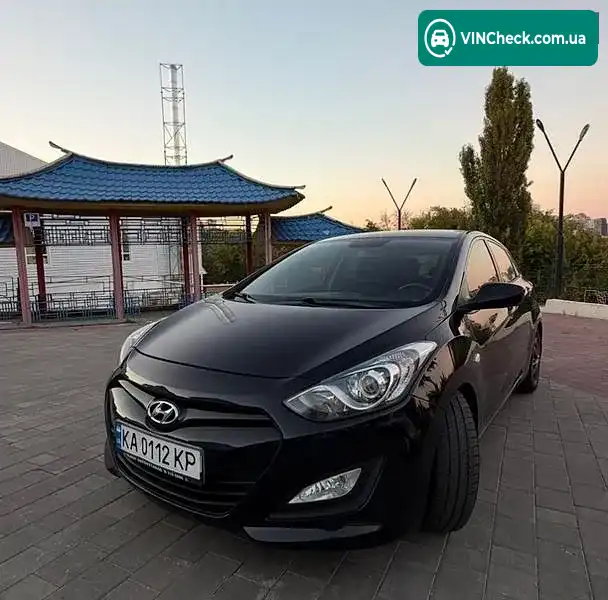 Hyundai i30 2013, фото з оголошення 2 з 20, VIN TMAD251RAEJ102570