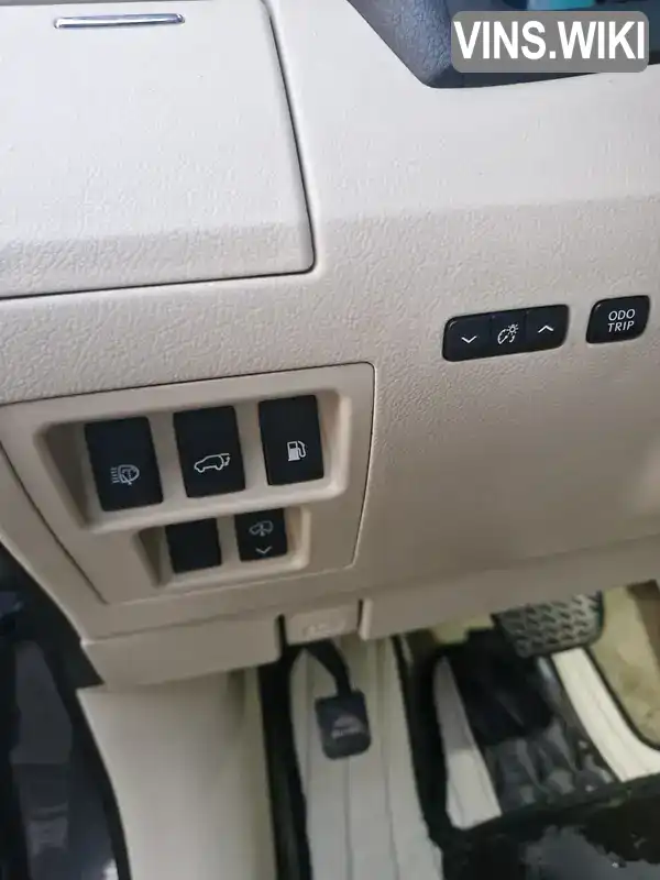 Lexus RX 2010, фото з оголошення 2 з 21, VIN JTJBK11A102431805