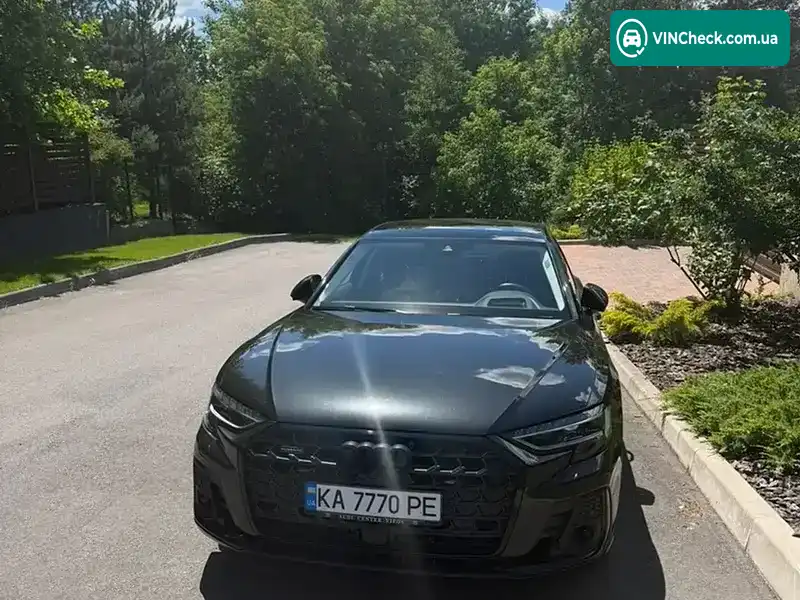 Audi A8 2021, фото з оголошення 1 з 10, VIN WAU8EAF8XMN027929