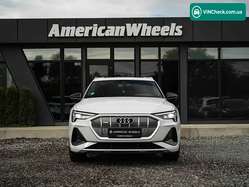 Audi e-tron 2020, фото з оголошення 2 з 20, VIN WAUZZZGEXMB022596