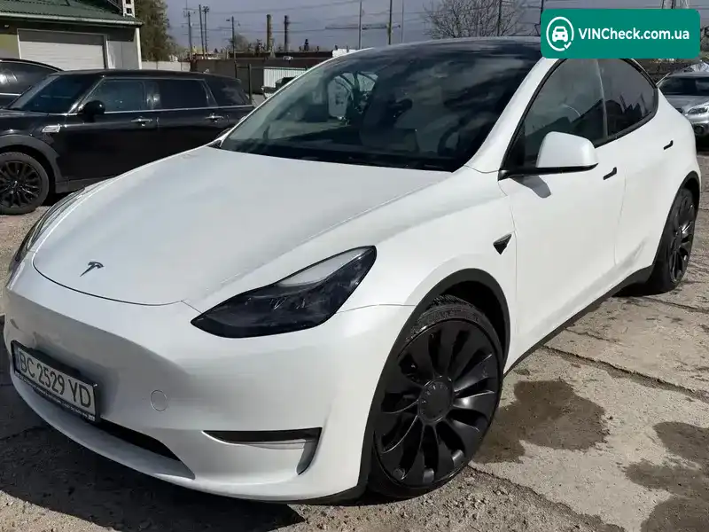 Tesla Model Y 2023, фото з оголошення 1 з 12, VIN 7SAYGDEF8PF739716