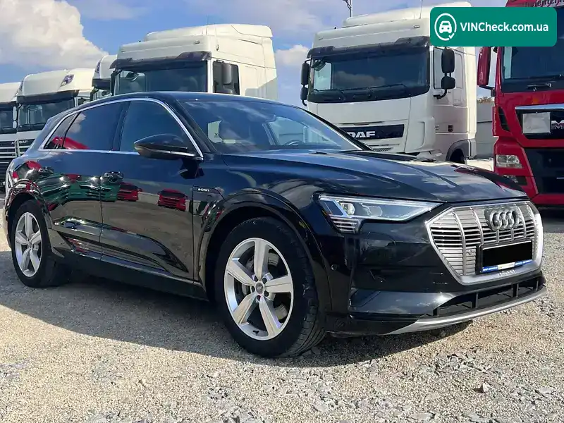 Audi e-tron 2019, фото з оголошення 2 з 20, VIN WAUZZZGE3KB015339