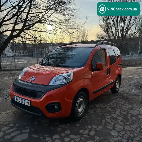 Fiat Qubo 2018, фото з оголошення 2 з 17, VIN ZFA22500006L59289