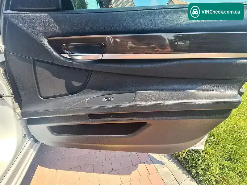 BMW 7 Series 2011, фото з оголошення 1 з 20, VIN WBAKM81030C490827
