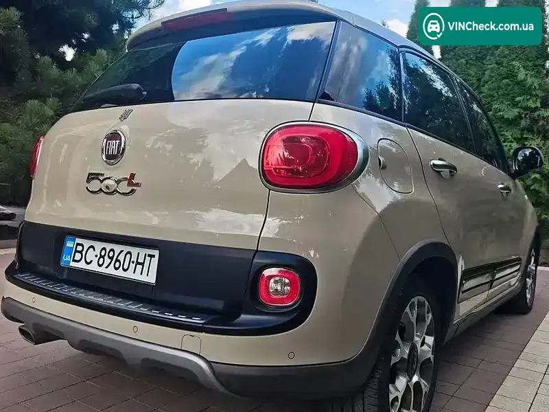 Fiat 500L 2013, фото з оголошення 2 з 20, VIN ZFBCFADH4EZ018198