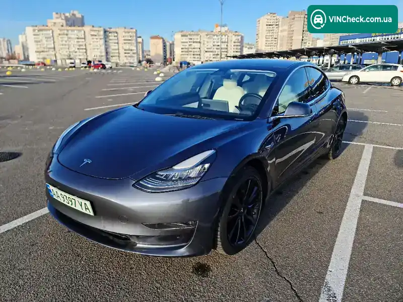Tesla Model 3 2020, фото з оголошення 1 з 10, VIN 5YJ3E1EB7LF720819