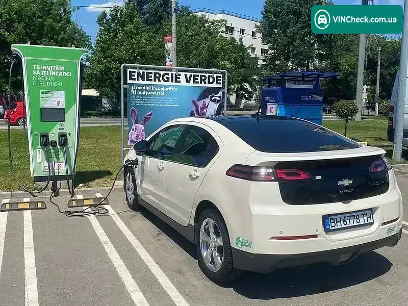 Chevrolet Volt 2012, фото з оголошення 2 з 12, VIN 1G1RH6E43CU126048