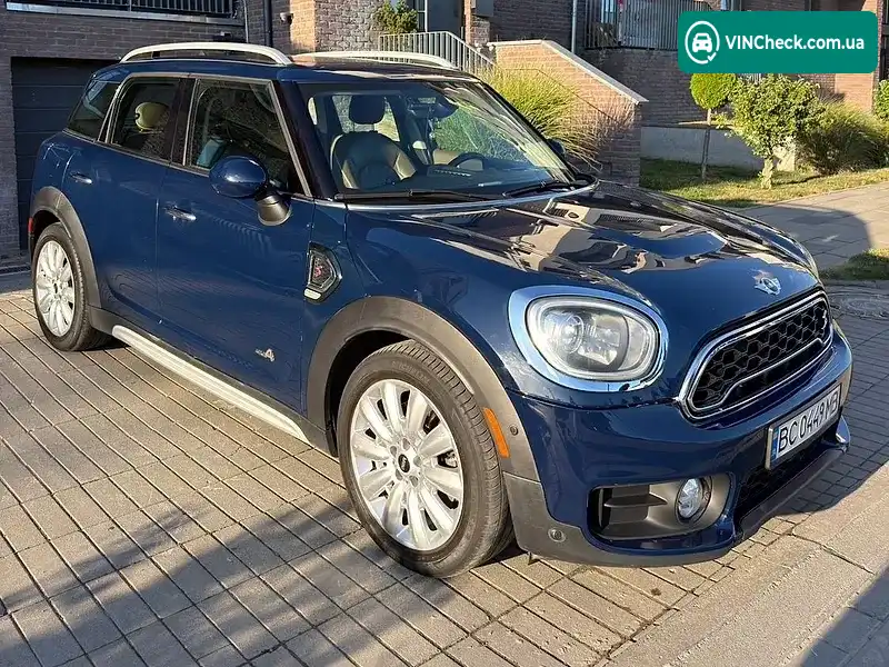MINI Countryman 2017, фото з оголошення 1 з 20, VIN WMZYT5C32H3D79013
