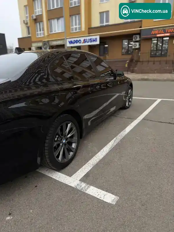BMW 7 Series 2012, фото з оголошення 2 з 21, VIN WBAKC01030DR98729