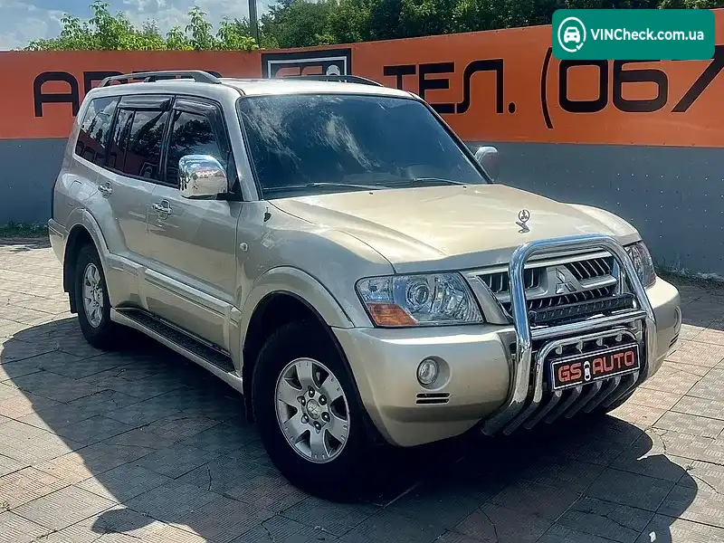 Mitsubishi Pajero 2005, фото з оголошення 1 з 20, VIN JMYLRV73W5J706474