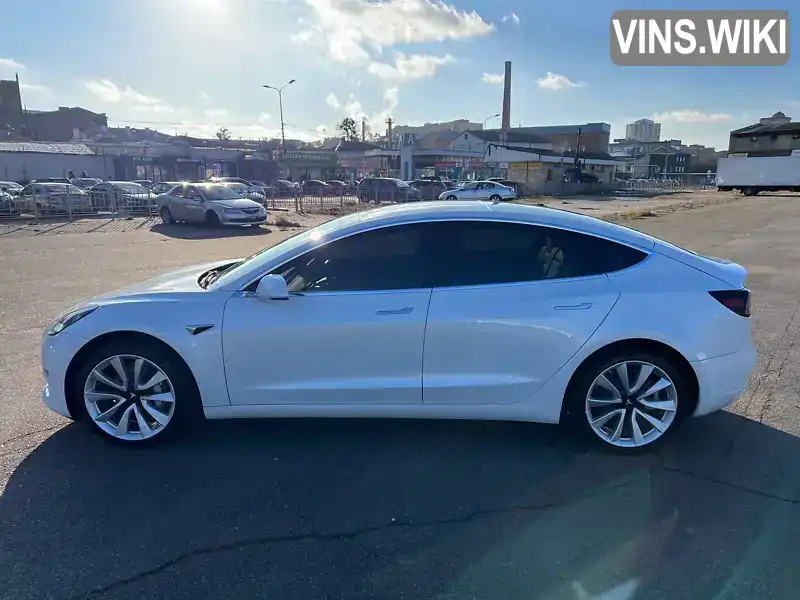 Tesla Model 3 2020, фото з оголошення 2 з 21, VIN 5YJ3E1EAXLF661482