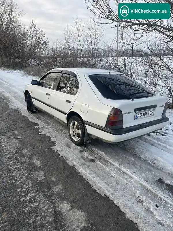 Nissan Primera 1992, фото з оголошення 2 з 5, VIN SJNFDAP10U0166330